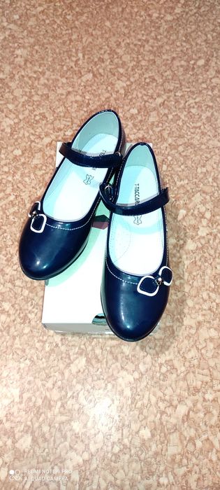 Школьные туфельки
