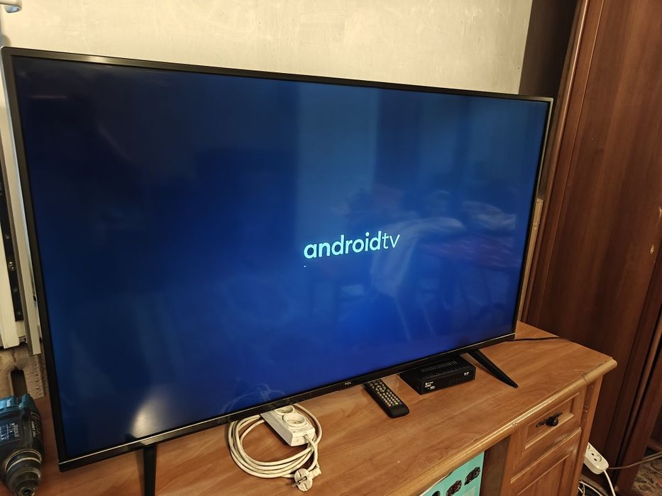 Телевизор (127см)