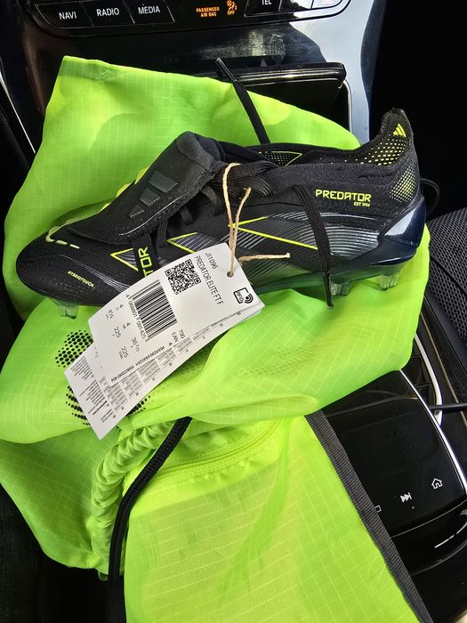 Ghete fotbal adidas predator 36