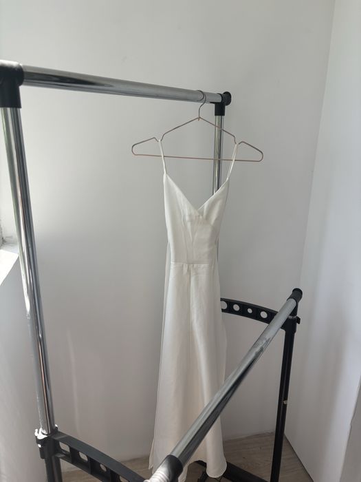 Белое платье, миди