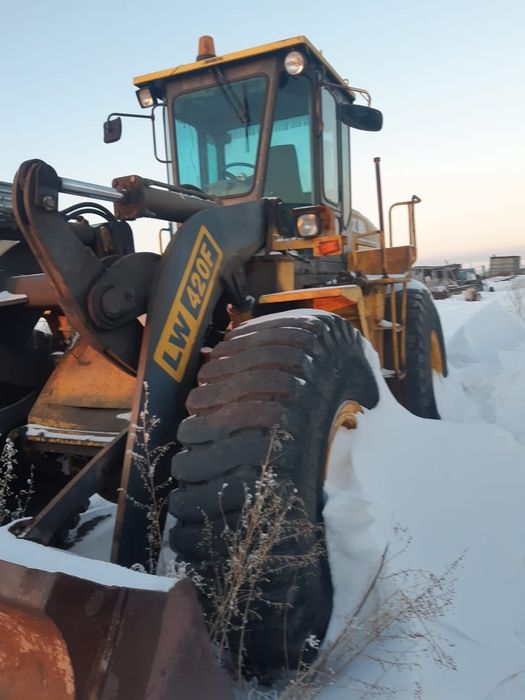 Продам погрузчик фронтальный