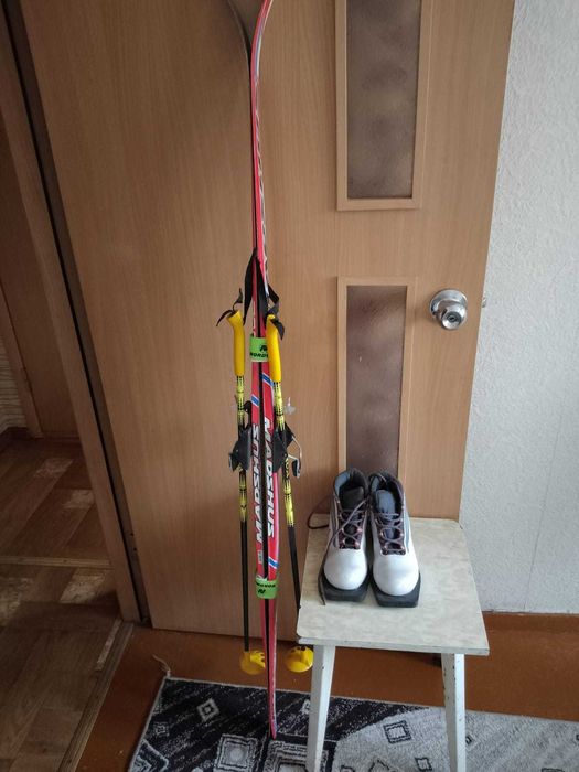 Лыжи беговые пластиковые детские