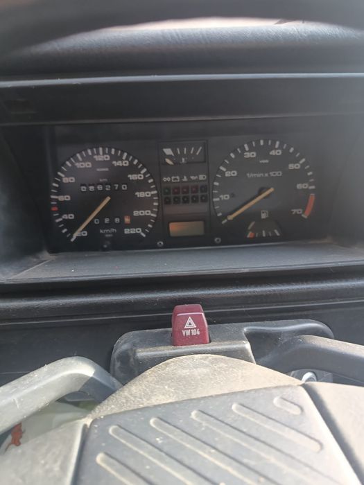 Vând Volkswagen golf 1