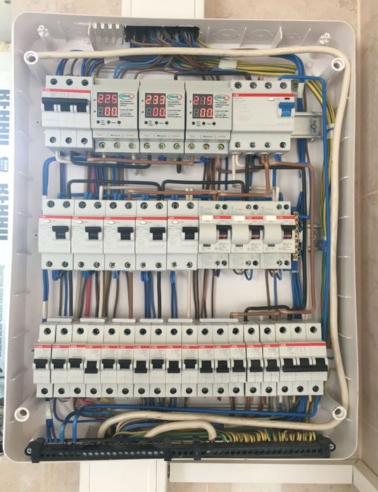 Установка электрических щитов, замена автоматов, 24/7 срочные  выезды