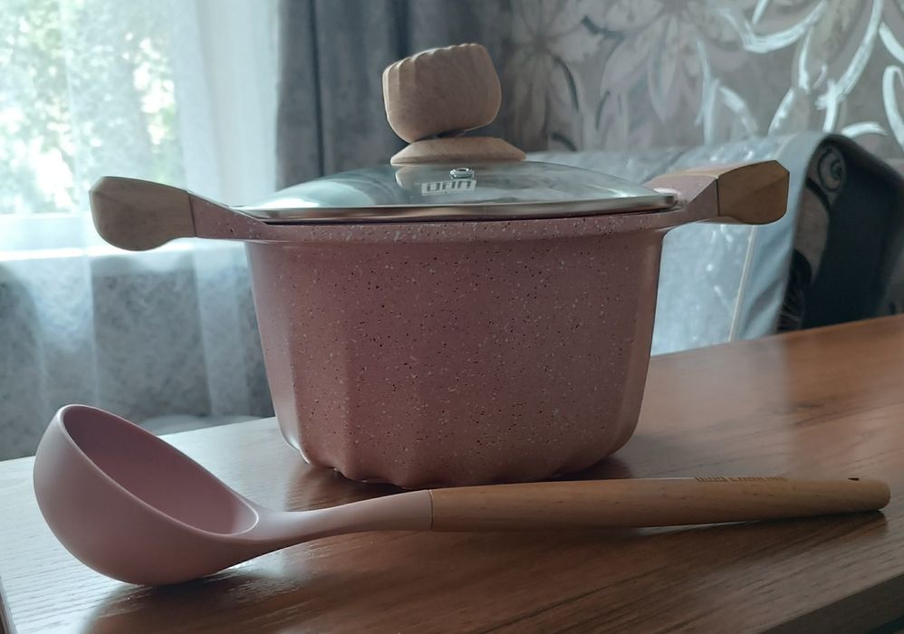 Кастрюля MGC 3,1 л