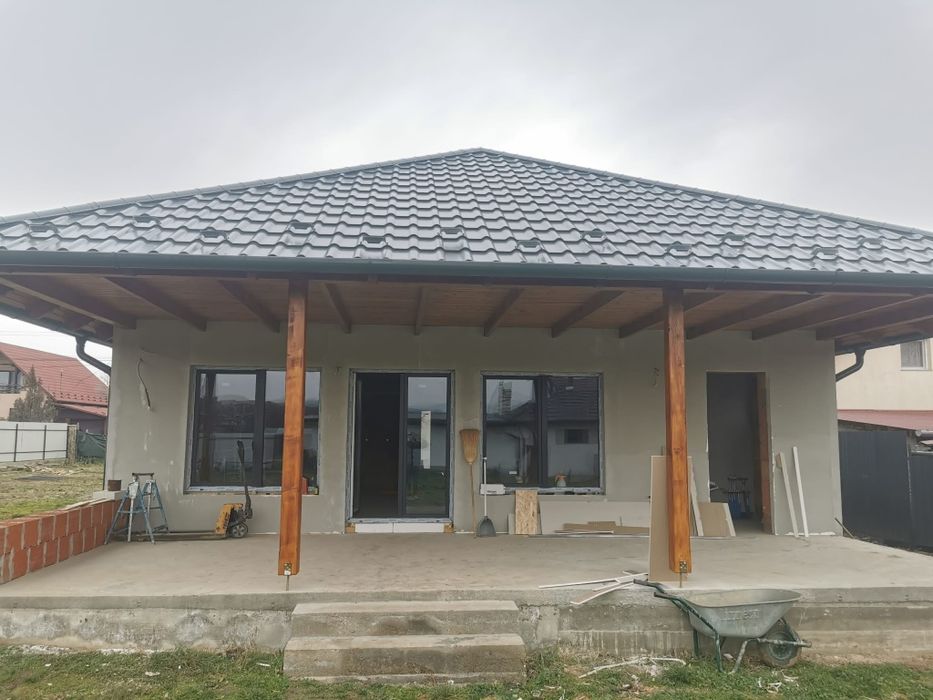 Vând casă construcție nouă