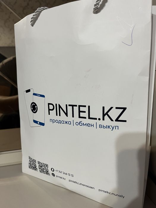 Apple Watch SE (Gen2) 44mm Midnight.