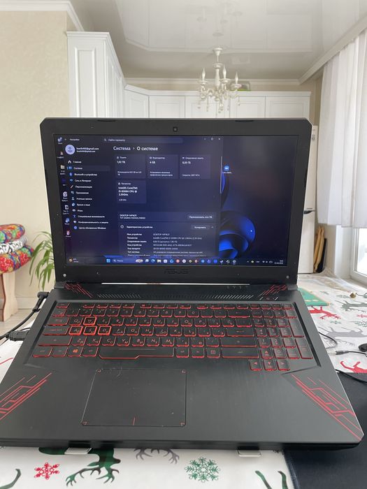 продается ноутбук ASUS
