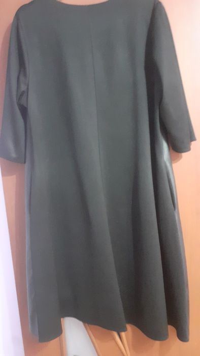 Платье стильное  чёрное