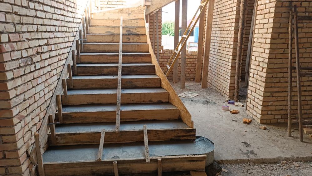 Лестница Шымкент