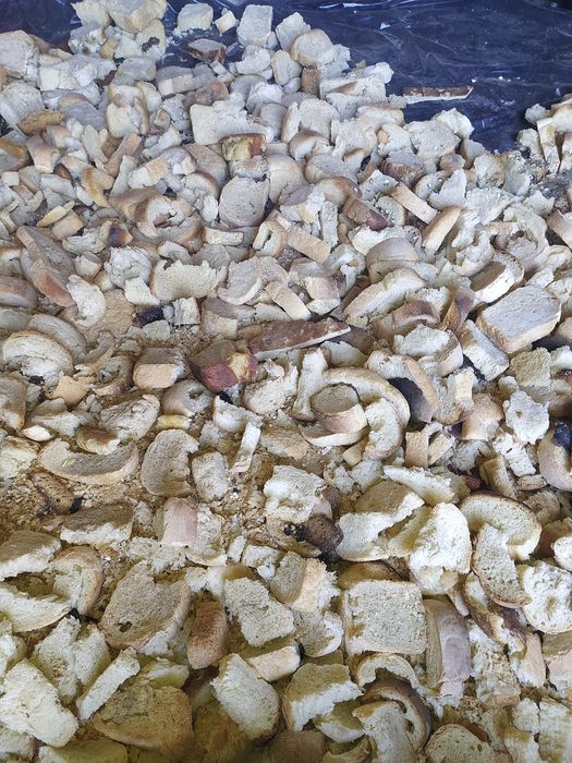 Qotgan non buxonka 1 qopi 90000ming