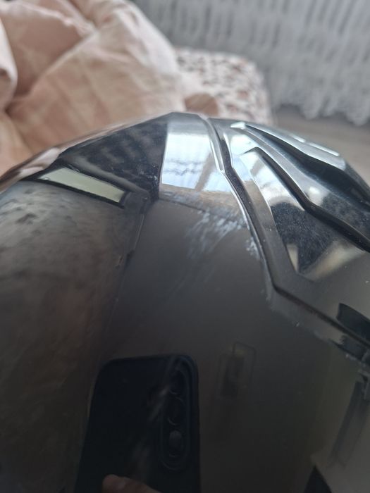 Vând cască moto HJC – neagră, cu vizieră transparentă