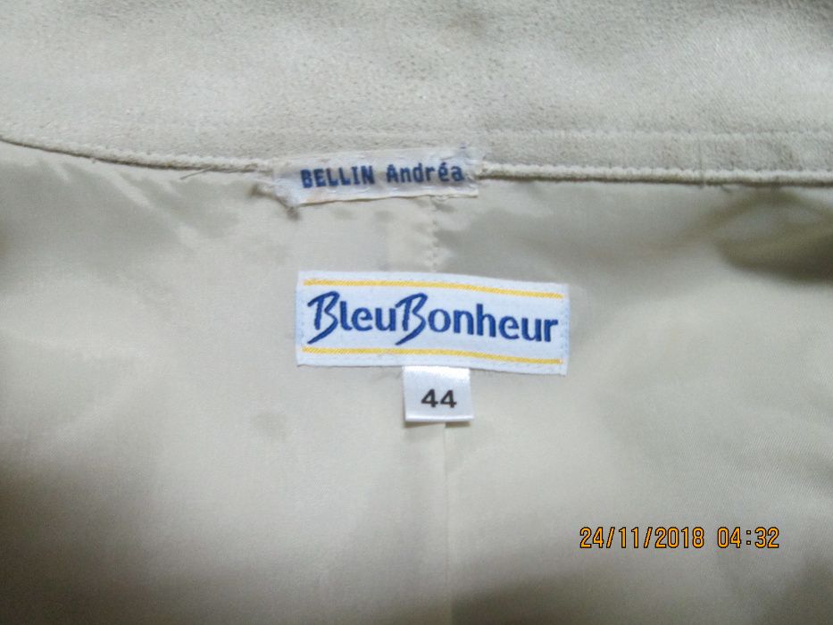 Jacheta dama, imitatie piele caprioara, captusita, alba, mar 44 (L)