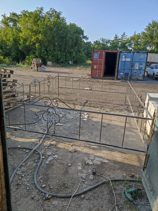 Оградки, памятники, кулпытас, вазоны