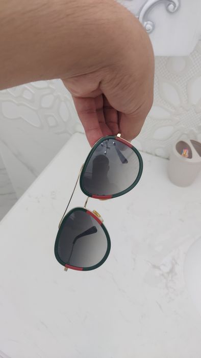 GUCCI GG0062S очки