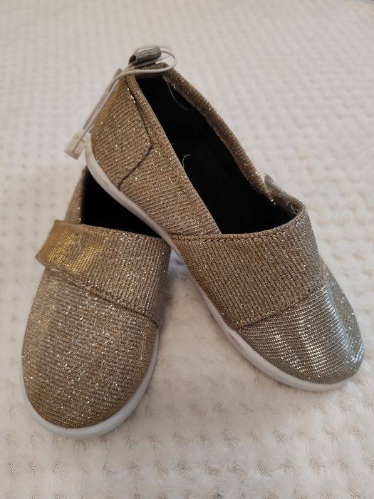 Expadrile noi Nr 28 Reserved