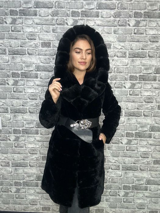 Шуба мутоновая с норкой