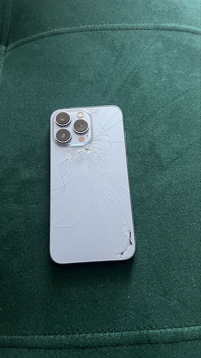 Vand Iphone 13 PRO 128 gb