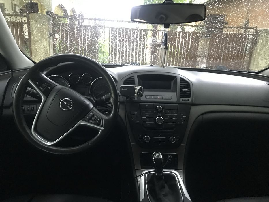 Opel Insignia Sport - Autoturism  super intretinut