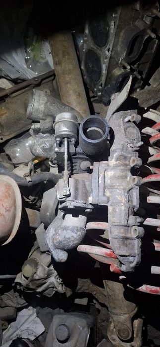 Продам выхлопной колектор с турбиной