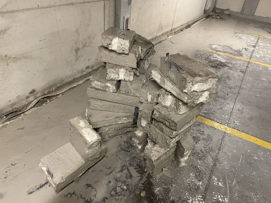 Кърти Чисти Извозва