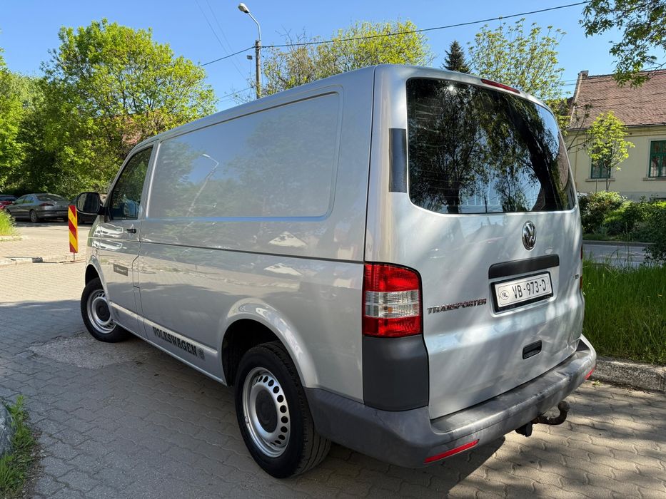 VW. Transporter mod 2014 Facelif Clima. Pilot.3 locuri +Marfa