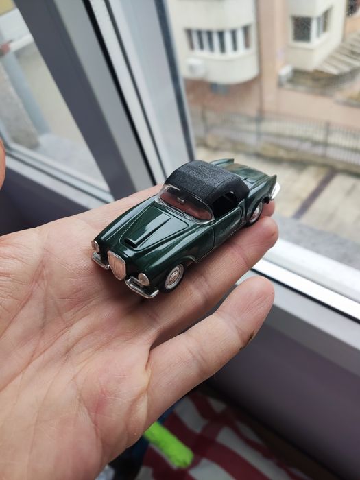 Модели 1/43 колекционерски