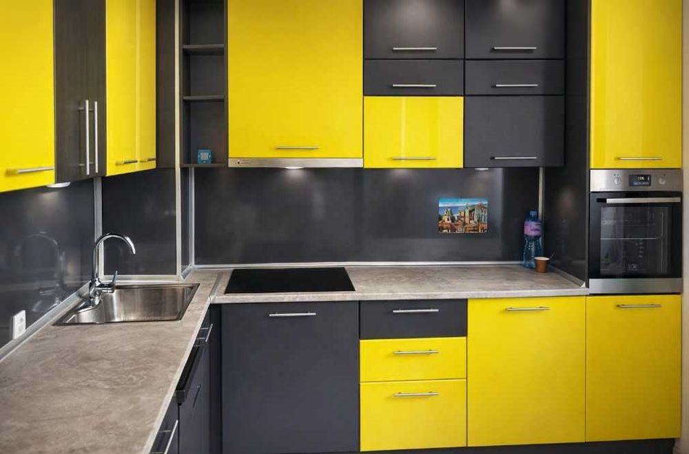 Дава се под наем Тристаен апартамент в София, Зона Б-5 - 120 кв.м за 846.6 € - Снимка #2