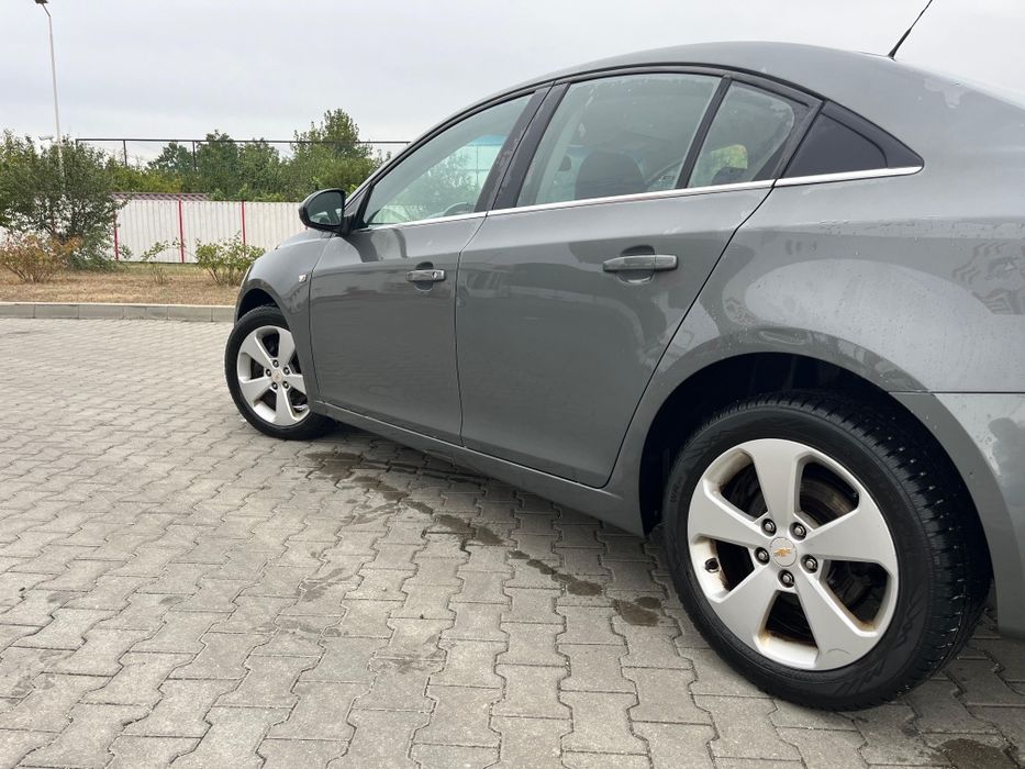 Vând Chevrolet cruze LT 2011 euro 5 înmatriculat
