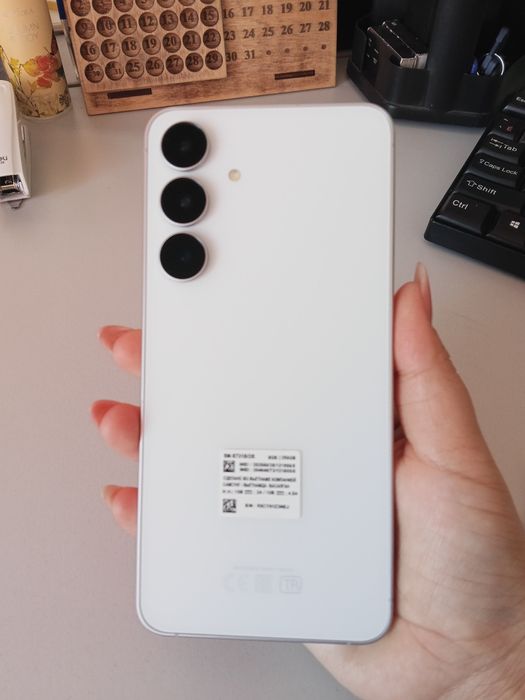 Продам Samsung s 25 FE