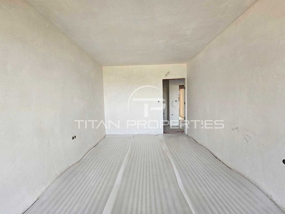 Продава се Двустаен апартамент в Пловдив, Кършияка - 75 кв.м за 1408 €/кв.м - Снимка #1