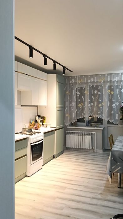 Продам 2 ком кв 76 м2 в районе Циалковского