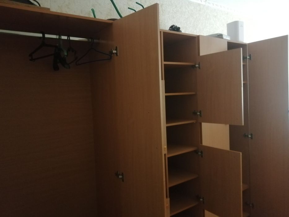 Шкаф для одежды.