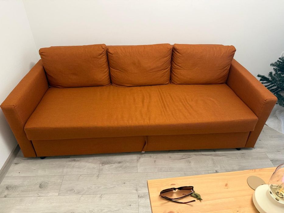 Canapea 3 locuri extensibila IKEA