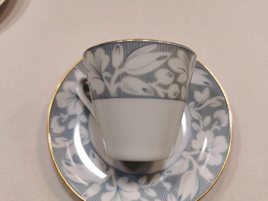 Намалена цена! Сервиз за кафе от Бавария.  Топ състояние.