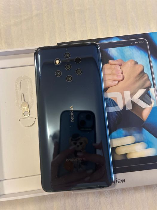 Nokia 9 PureView – отлична, 5 камери, чист Android