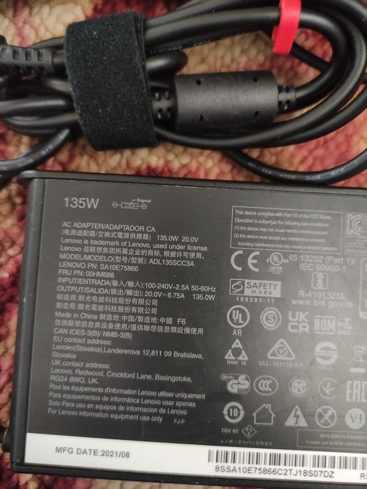 Блок питания для ноутбука