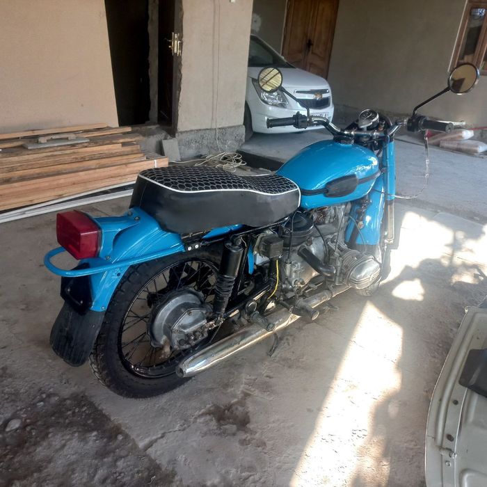 Мотоцикл УРАЛ жуда яхши холатда