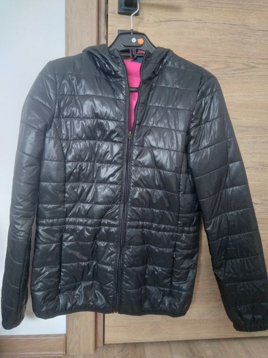 Geaca cu gluga neagra S