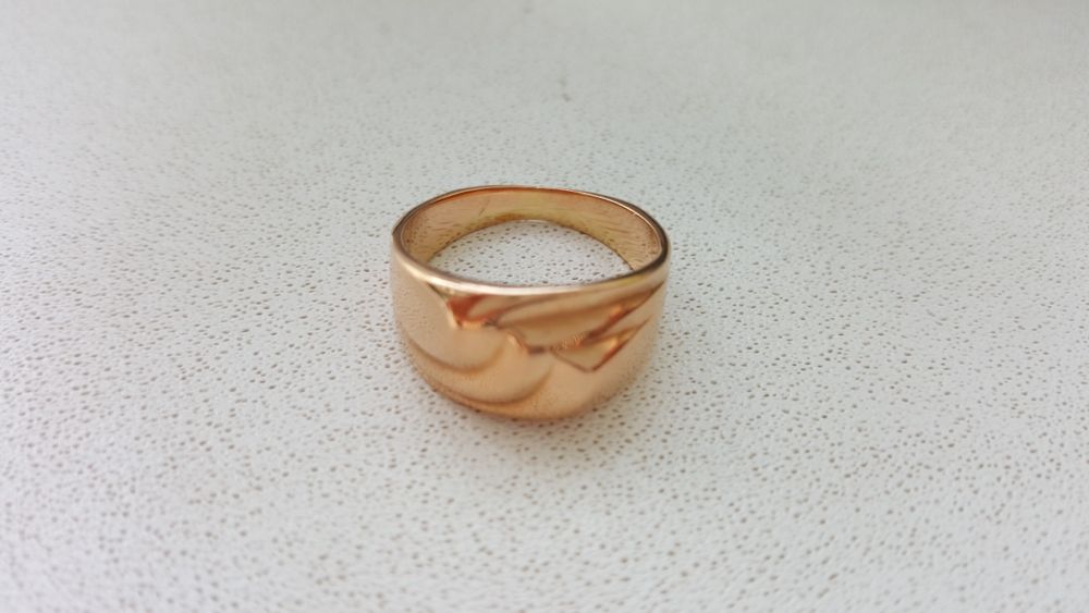 Продам советское золотое кольцо