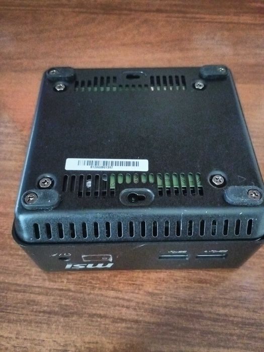 MSI Cubi - мини компютър