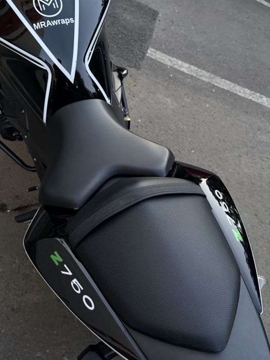Kawasaki z750 2010
