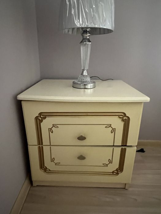 Продам спальный гарнитур