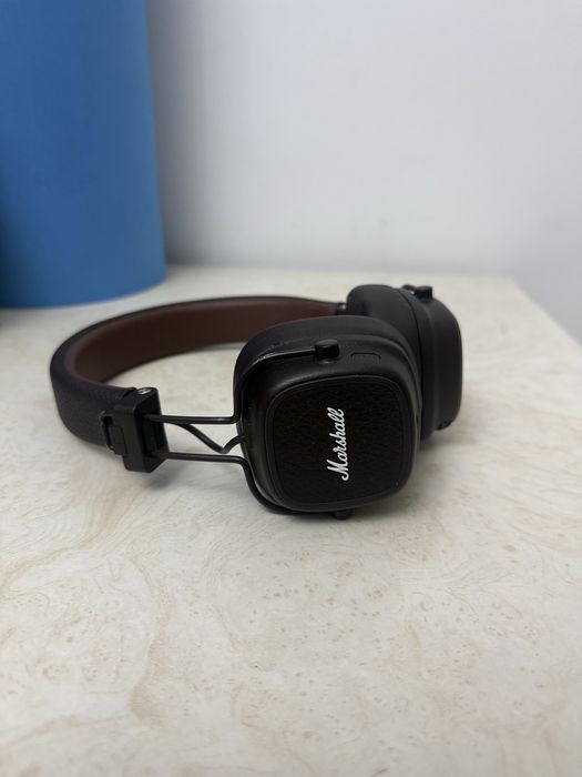 Продается наушник Marshall Major V