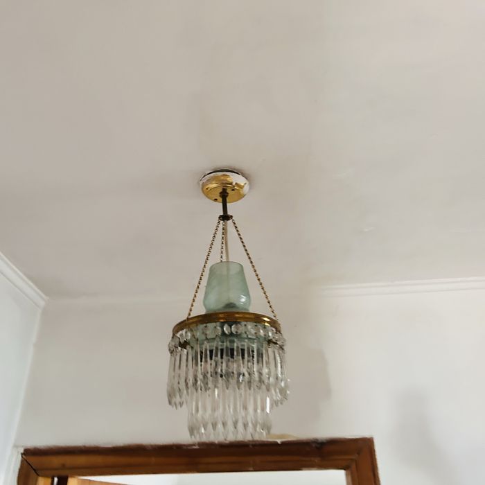 Продам чешские хрустальные люстры