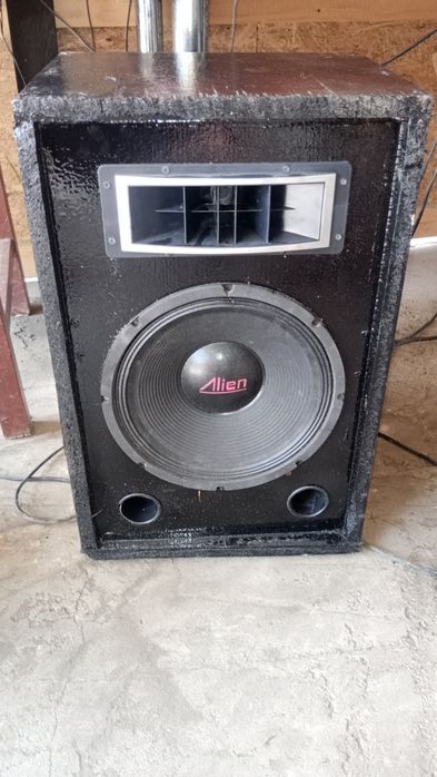 Vând Boxe Homemade 600W.      SUNET DEMENȚIAL!