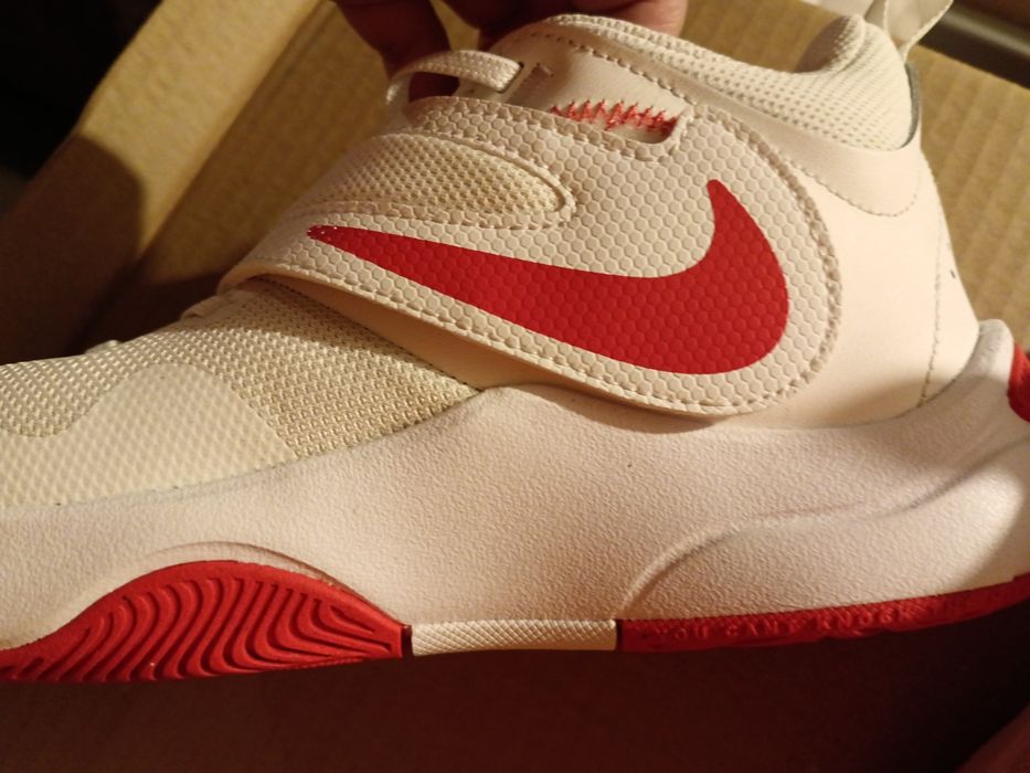 Маратонки Nike 39 номер
