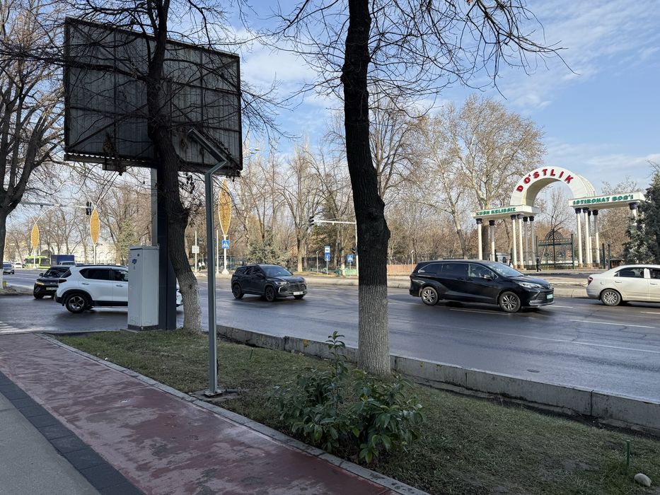 Продам в центре офис 57 квм ул.Бобура