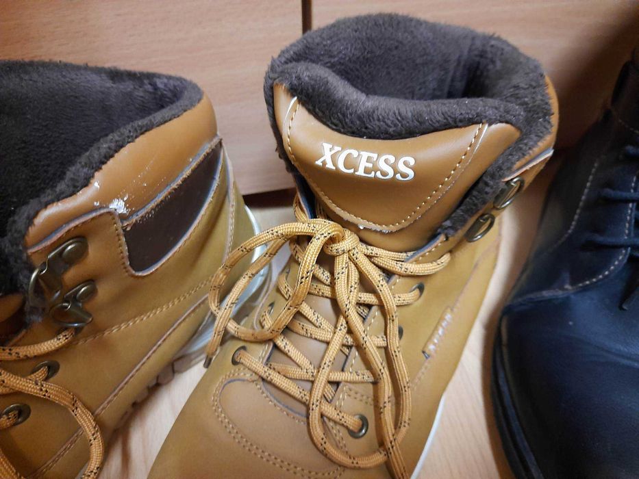 Мъжки зимни кожени обувки черни 40 номер и кафяви 41 номер