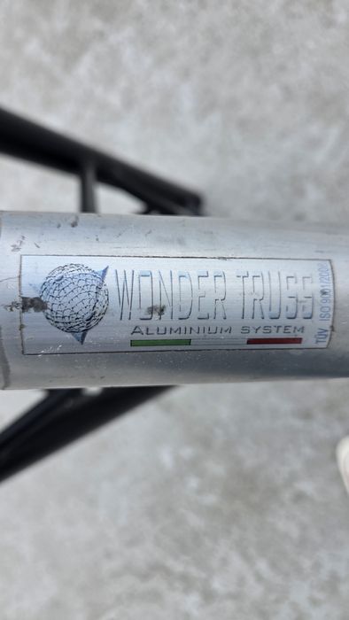 Outrigger picior schela truss